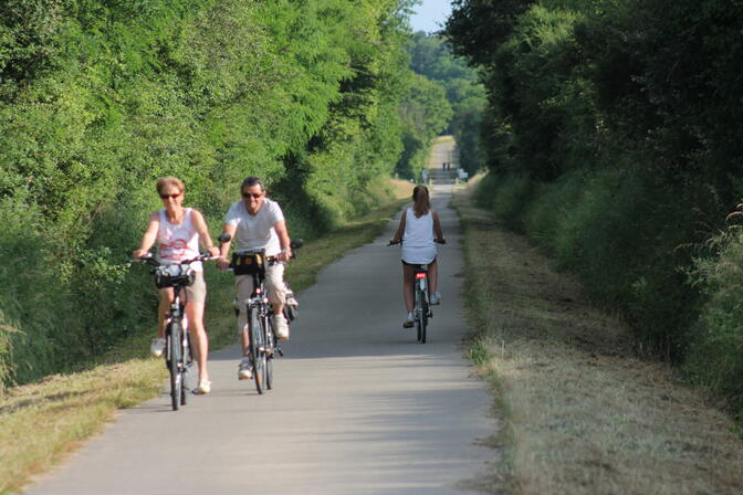 2033701_givry-voie-verte-cyclotourisme-ete-ot_24jpg.jpg