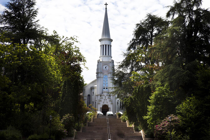 bagnoles-orne-eglise-sacre-coeur3.jpg