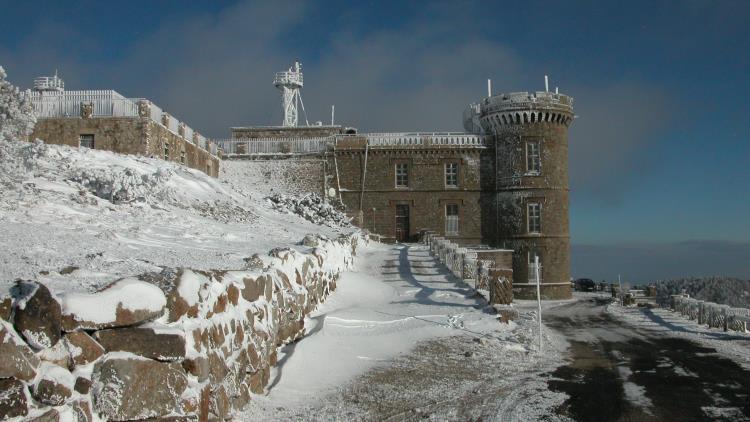 Météosite du Mont Aigoual en hiver ©Météosite.jpg