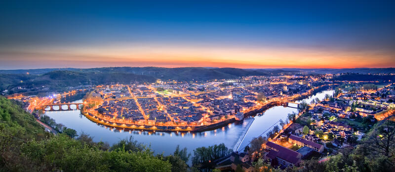 Panorama sans titre1_Vue du Mont Saint Cyr.jpg