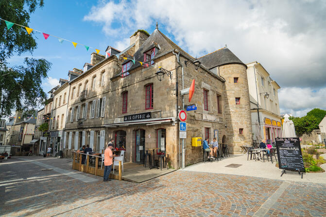 Place-du-Marchallac-h---Lannion.jpg