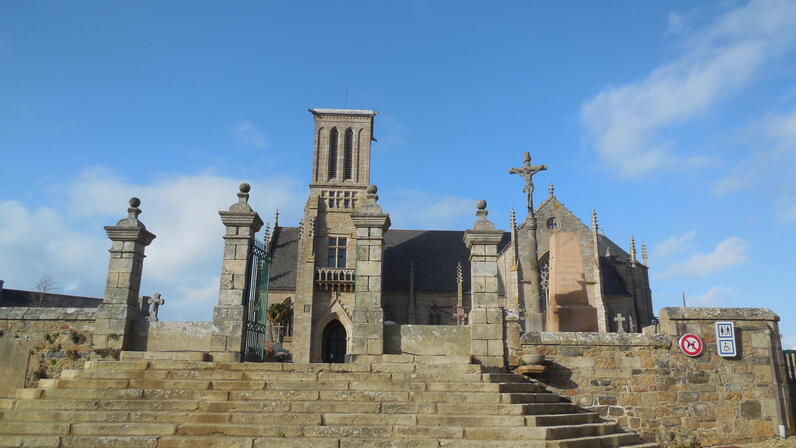 Eglise-Louannec--3-.JPG