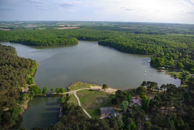 Lac-de-Tremelin--mairie-Iffendic---1-.jpg