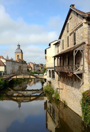 Quai de la Bave à Saint-Céré - Lot Tourisme - CRT Midi-Pyrénées, P. THEBAULT.jpg