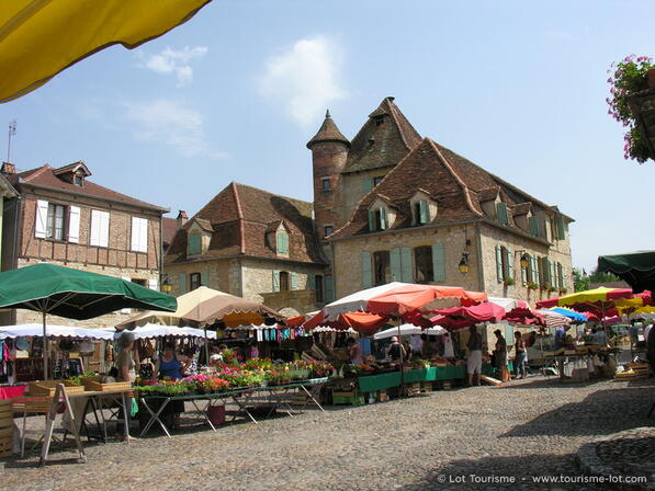 Marché de Bretenoux Lot Tourisme-Christiane Roques 080624-114318_800x600.jpg