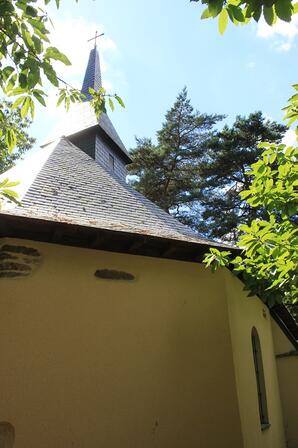 Chapelle-Notre-Dame-du-Desert.JPG