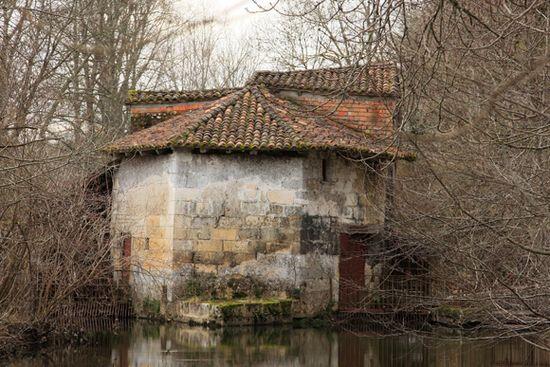 Moulin-de-Rochereuil.jpg