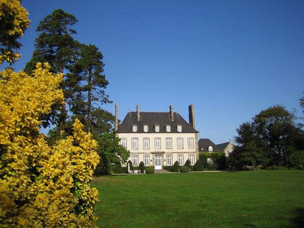 -Malouiniere-de-la-Ville-Bague--Saint-Coulomb.jpg