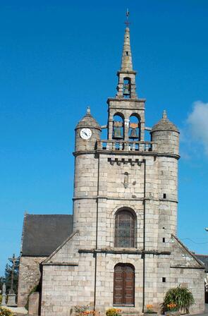 Eglise-Lezardrieux.jpg