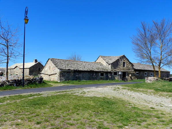 ancienne ferme 2.jpg