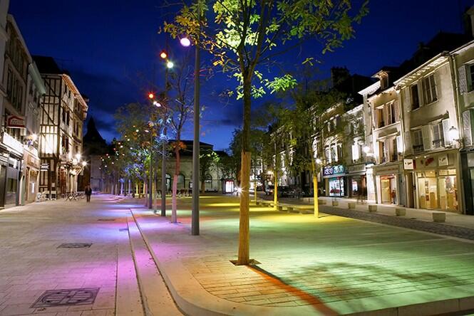 Place J Jaures.jpg