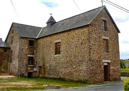 Chapelle-Saint-Antoine-de-Padoue-Saint-Maugan--Sortir-en-Bretagne-.jpg