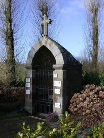Fontaine-Saint-Lubin--Region-Bretagne-Service-de-l-Inventaire-du-Patrimoine-Culturel.jpg