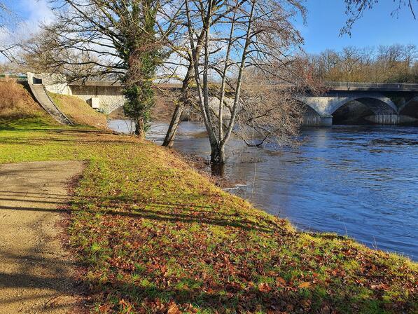 pont-sur-Vienne-web.jpeg