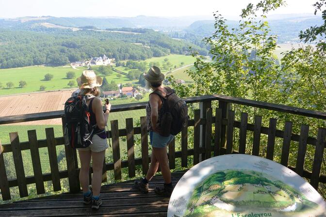 point-de-vue-escaleyrou-paysage-CD24.jpg