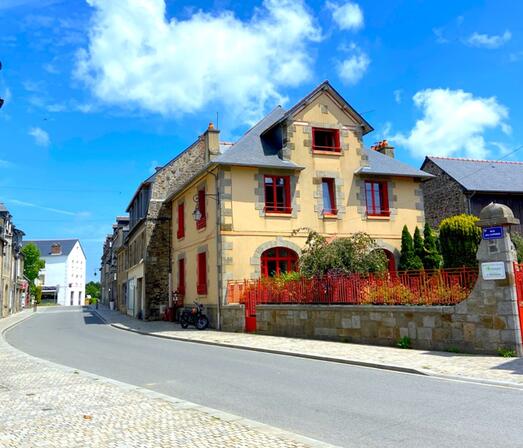 -SMBMSM-Rue-des-Carmes-Dol.jpg