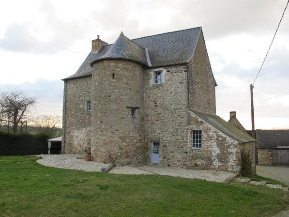 Les-Derouarie-Parce.jpg