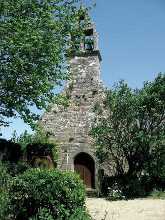 caouennec-chapelle-lanvezeac.JPG