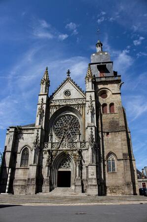 eglise-saint-leonard-3.JPG