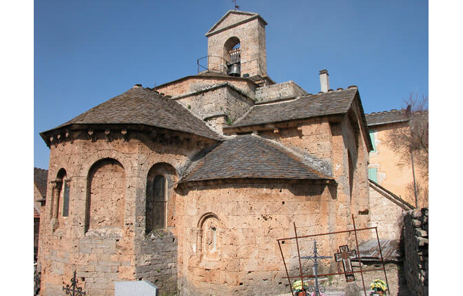 Eglise-Lanuejols.jpg