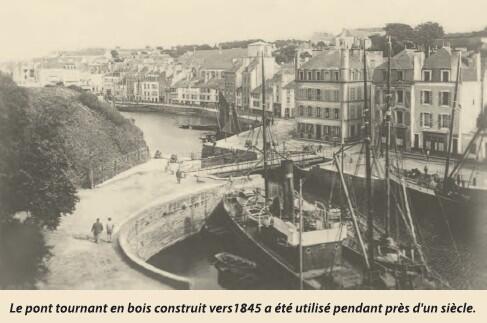 pont en bois tournant.jpg