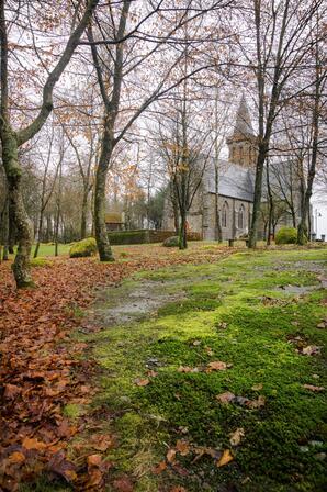 Circuit-du-diable---Vers-l---glise.jpg