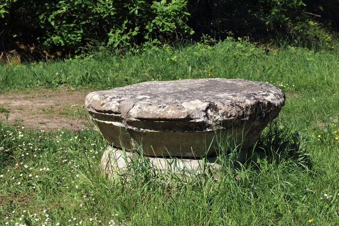4-table-au-roi-foret-chambiers-cr-pascal-fournie.JPG