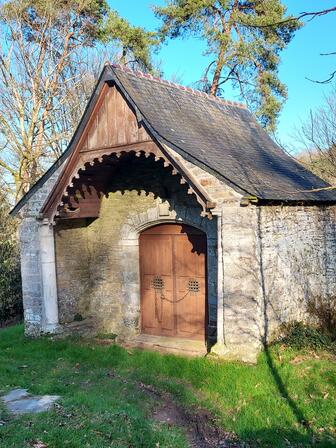 Chappelle-Saint-Job-Champeaux.jpg