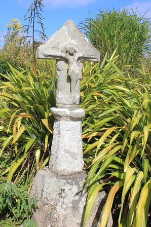 Oratoire-et-croix.JPG