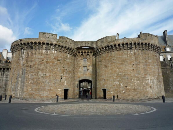 Grand-Porte---Saint-Malo--Saint-Malo-Tourisme.jpg