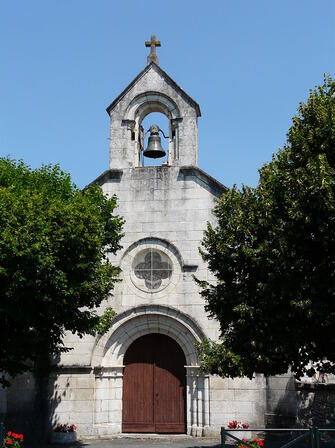 Beaupouyet-eglise-facade-ouestPere-Igor.JPG