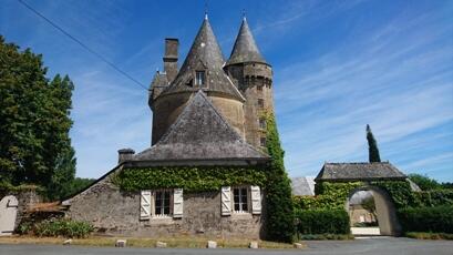 ChateaudeLaChapoulie1.jpg