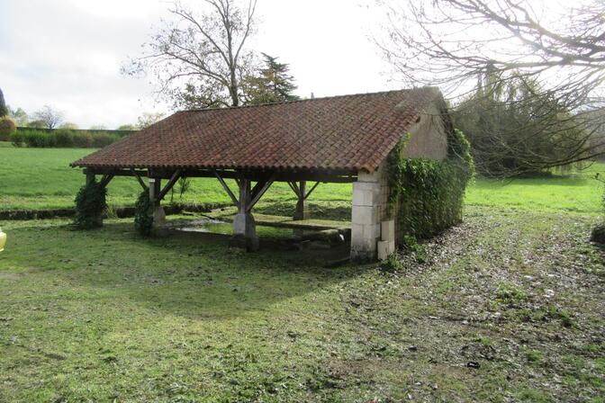 lavoir-cd24.JPG
