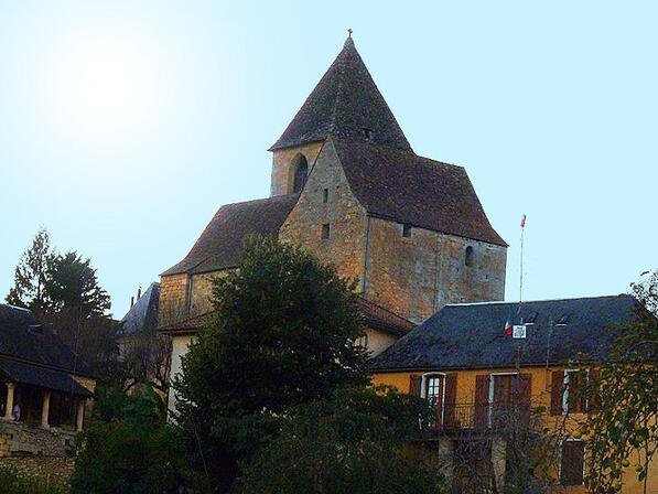 Eglise Calviac.jpg