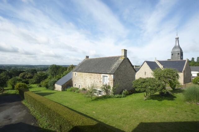 VillageStMarcSurCouesnon-c-RegionBretagne-web.jpg