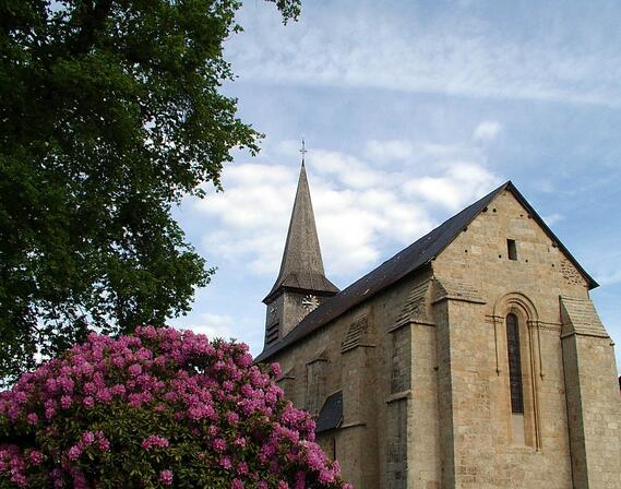 Eglise-Bujaleuf-03.JPG