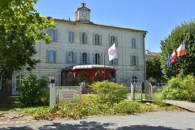 Office-de-Tourisme-Intercommunal-a-Riberac-2.jpg