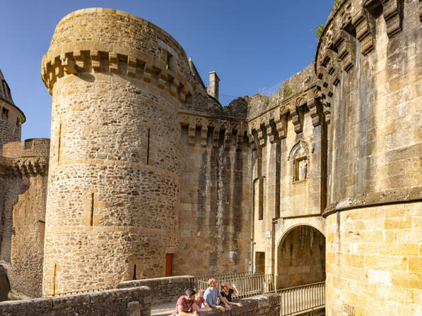 dest-rennes-fougeres--sbourcier-800.JPG