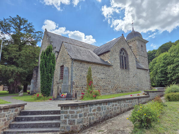 Eglise-Saint-Brieuc-des-Iffs-SMBMSM-7633.JPG