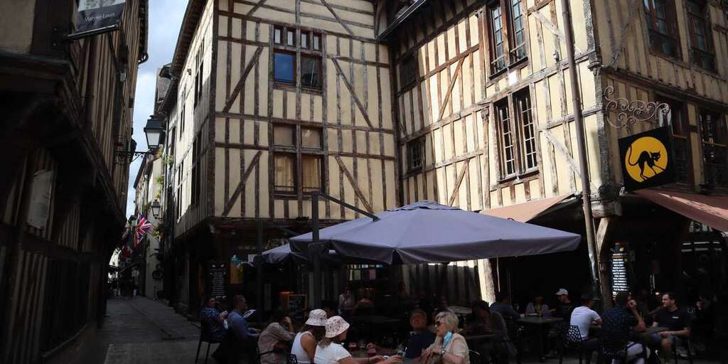 Le Chat Noir Restaurant Troyes Site Officiel Du Tourisme En Champagne Ardenne