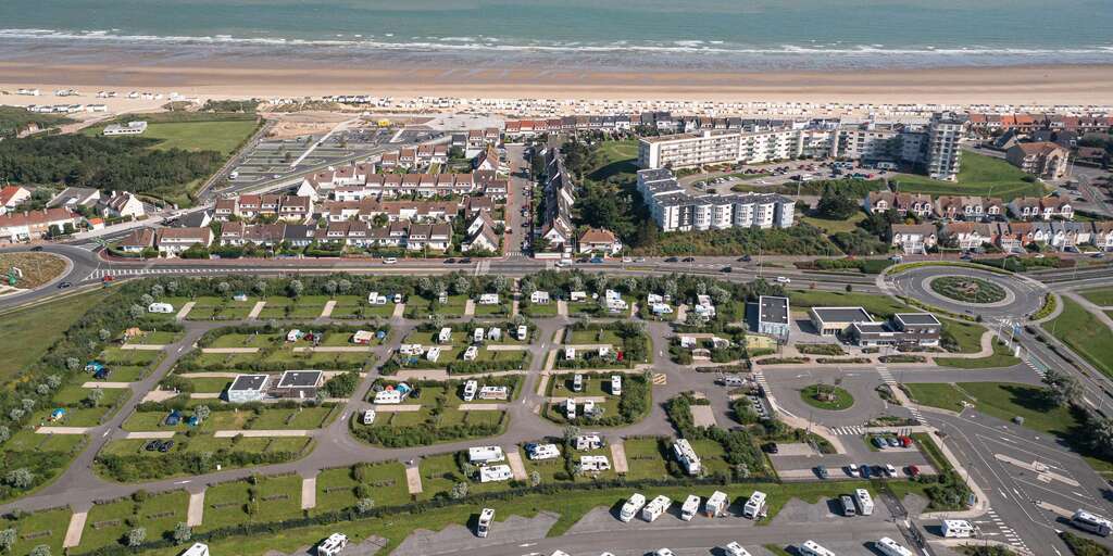 Aire de Camping Cars de Calais - Photo 3