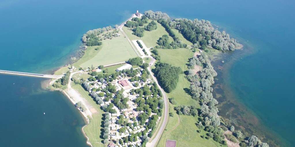 Camping de "La Presqu'Île de Champaubert" - Photo 3