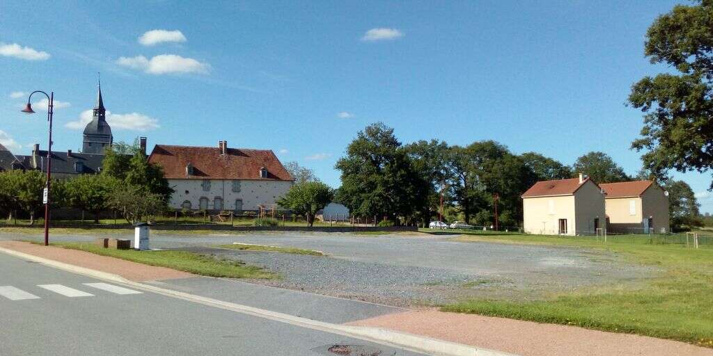 Aire de camping-car Clugnat — photo 6