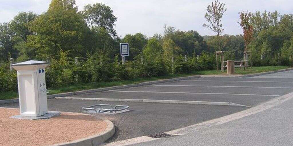 Aire de camping-cars Saint Laurent — photo 4