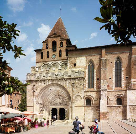 洋書 フランス Abbey of Saint-Pierre of Moissac Introduction and Index to the images of the Abbey of Saint Pierre
