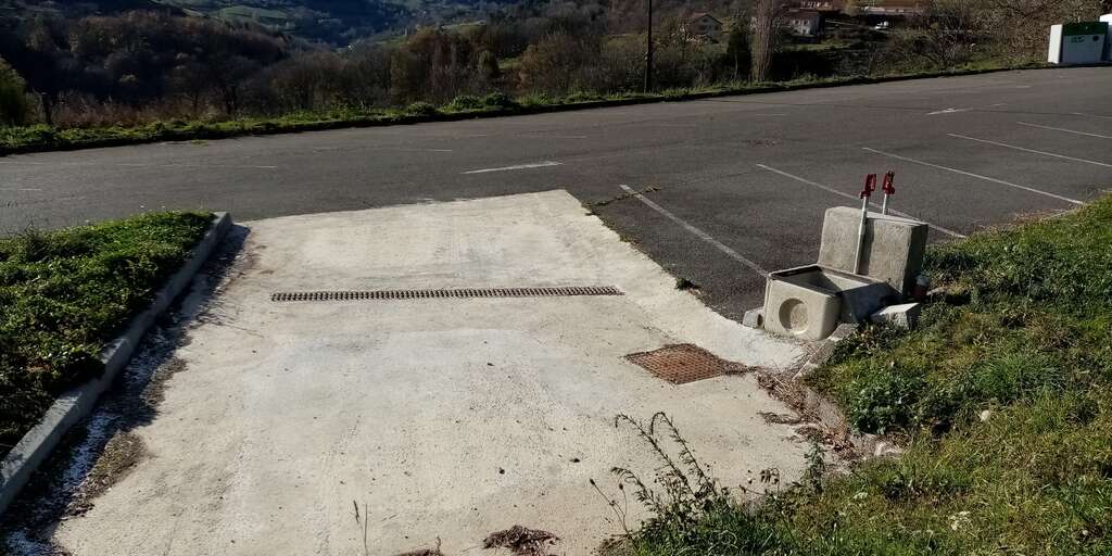Aire de stationnement camping-car Sauvain — photo 3