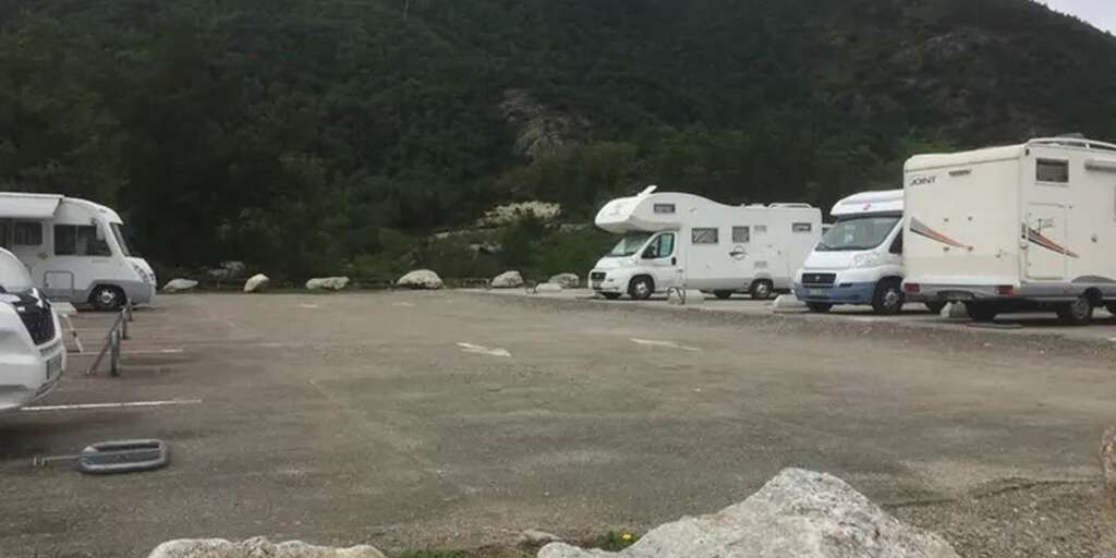 Aire Camping-cars Parc d'Espagne - Ax-les-Thermes — photo 6