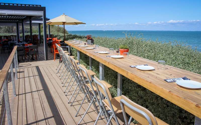 BAR A HUÎTRES : LA CABANE OCÉANE - Marisco - La Flotte | Destination