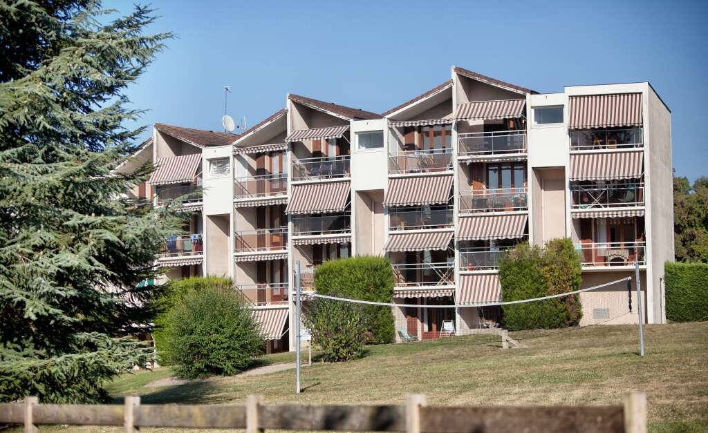 RESIDENCE DES THERMES - Résidence de tourisme - La Roche-Posay | Office ...