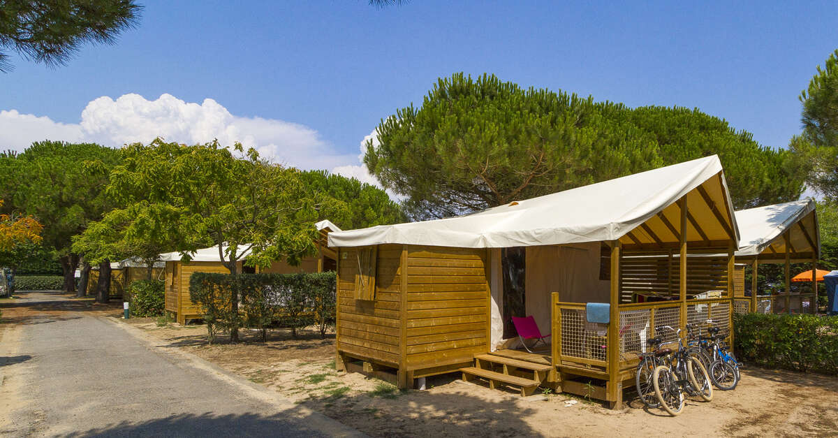 CAMPING L'OCEAN TOURISME D'AFFAIRE Tourisme d'affaire La CouardesurMer Destination Ile CAMPING L'OCEAN TOURISME D'AFFAIRE Tourisme d'affaire La CouardesurMer Destination Ile